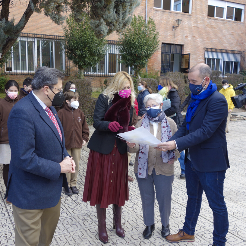 ©Ayto.Granada: CASI 1.200 ESCOLARES PARTICIPAN EN LOS CURSOS SOBRE ECONOMA CIRCULAR QUE ORGANIZA EL AYUNTAMIENTO 